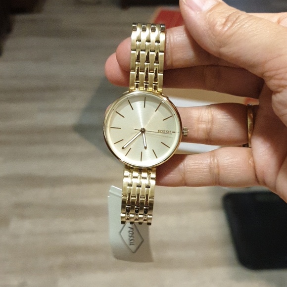 Watch - Picture 3 of 3